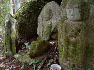 milestones shaped to jizo